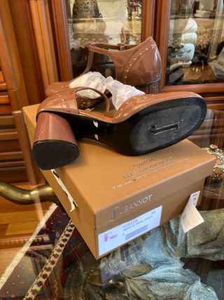 Zapatos JEANNOT Marrones Talla 38