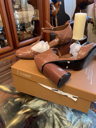 Zapatos JEANNOT Marrones Talla 38