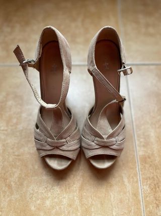 Zapatos de tacón con plataforma