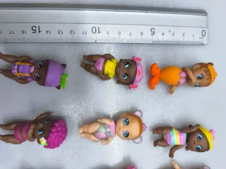 Conjunto mini muñecas con atuendos