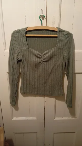 Camiseta verde Shein manga larga talla L