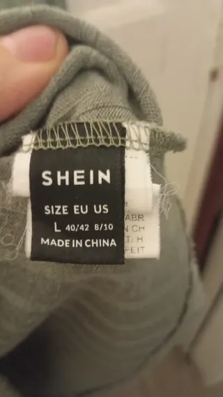 Camiseta verde Shein manga larga talla L