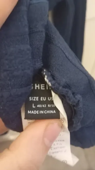 Camiseta Shein azul marino manga larga Talla L