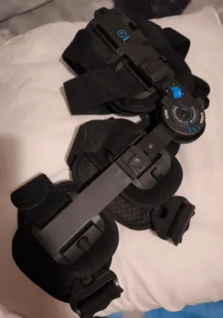 Férula de rodilla ajustable