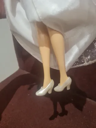 Muñeca Barbie Novia +complementos