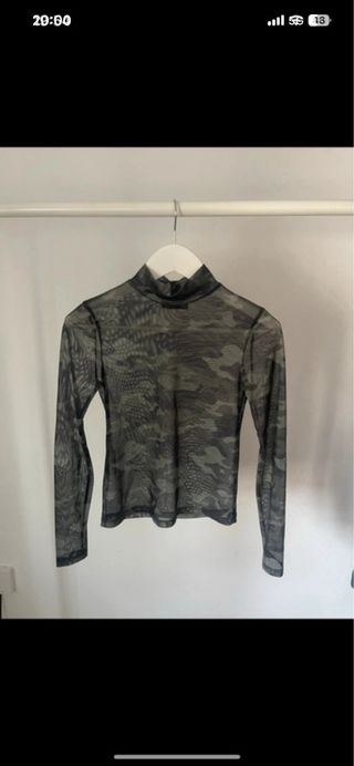 Camiseta Bershka militar transparencias