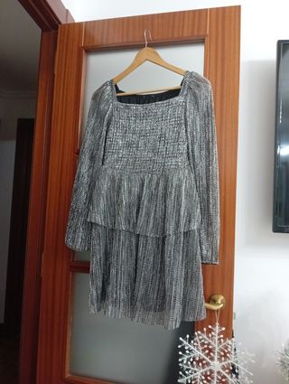 Vestido fiesta plateado y negro
