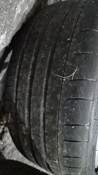 Llanta Team Dynamics con Neumático Michelin