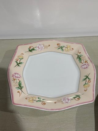 Vajilla de porcelana floral