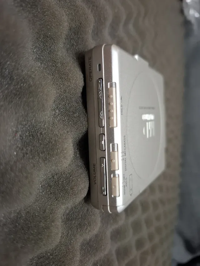 Sony MiniDisc MZ-E55 Prata