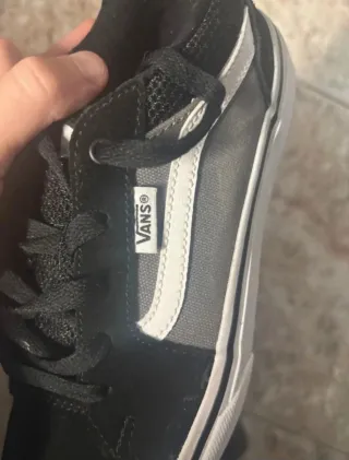 Zapatillas Vans Negras y Grises