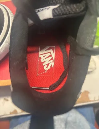 Zapatillas Vans Negras y Grises