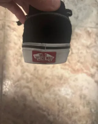 Zapatillas Vans Negras y Grises