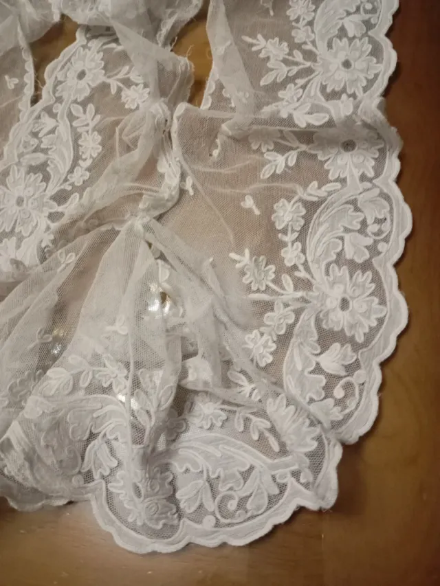 Encaje muy antiguo data del año 1900 artesanal