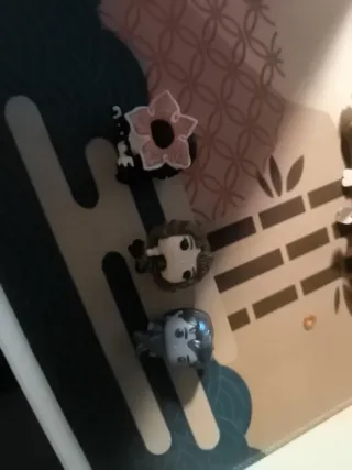 Figuras Kinder Stranger Things