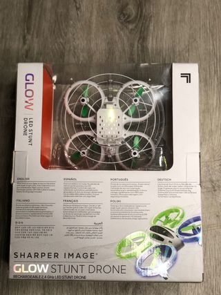 Sharper Image- Drone de acrobacias RC Glow Up de 2