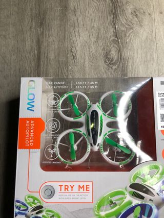 Sharper Image- Drone de acrobacias RC Glow Up de 2