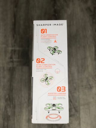 Sharper Image- Drone de acrobacias RC Glow Up de 2