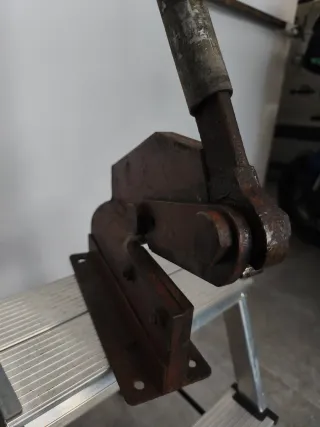 Cizalla para cortar chapa