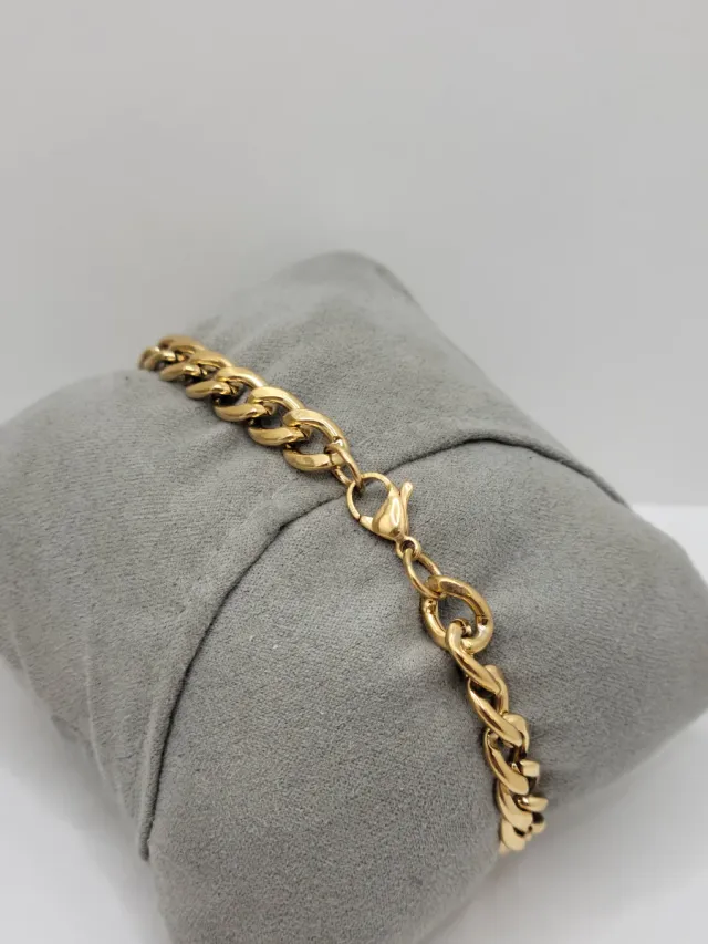 Pulsera esclava chapada en oro (acero quirúrgico)