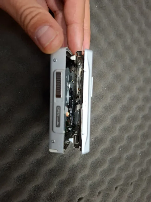 Sony Net MD Walkman MZ-N1