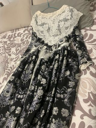 Traje Fallera Negro y Plata Talla 38/40