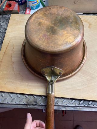 Paiolo in rame con manico in legno misure 24cm