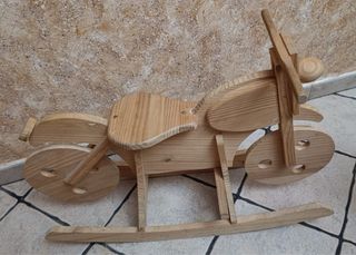 Moto balancín madera maciza