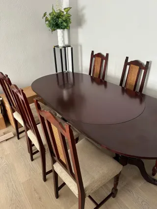 Mesa de comedor extensible de madera