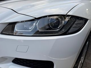 Jaguar F-PACE 2.0L i4D Prestige AWD Auto 132 kW (180 CV)