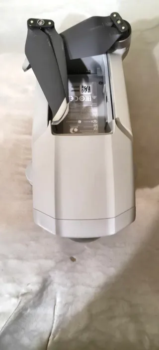 Dron DJI Mavic Air 2