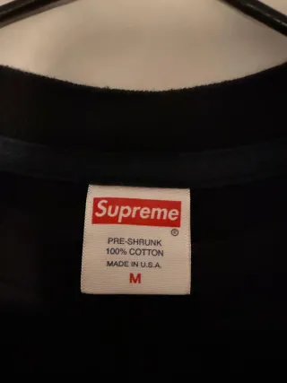 Camiseta Supreme Negra
