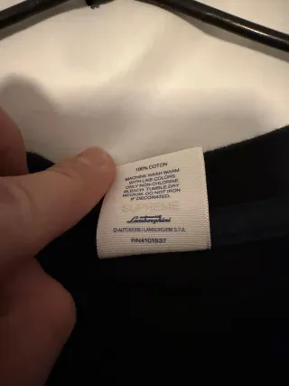 Camiseta Supreme Negra