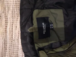 Chaqueta Canguro Pull&Bear Verde