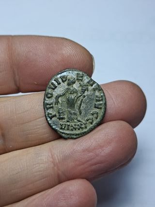 BONITO ANTONINIANO NUMERIANO RESTO PLATA 2,6g A695