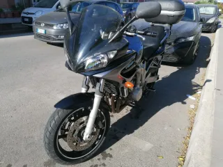 Yamaha Fazer 600
