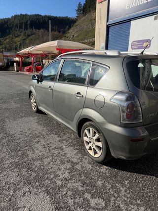 Toyota Corolla verso