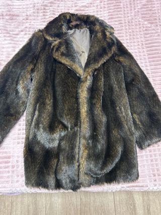 Abrigo de pelo sintético