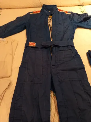 Equipación piloto OMP Rally Azul y Beige