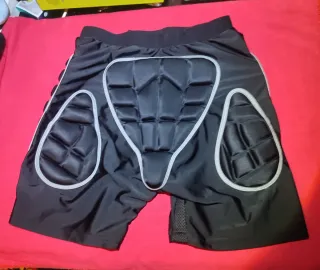 Pantalón protector caídas acolchado