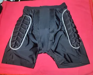 Pantalón protector caídas acolchado