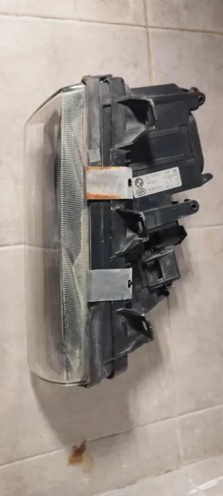 Faro delantero derecho BMW E36