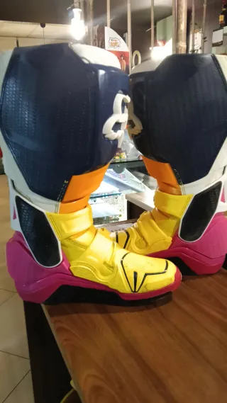 Botas Fox Instinct Tamanho 45