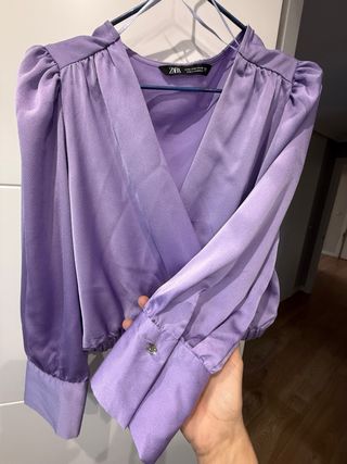 Blusa Zara Morada Manga Larga