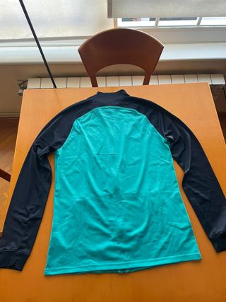 chaqueta de viaje oficial FC Barcelona 22-23