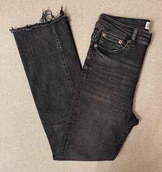 Jeans cropped negro ‘Zara’