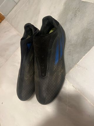 Botas de fútbol Adidas sin cordones