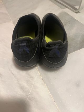 Botas de fútbol Adidas sin cordones