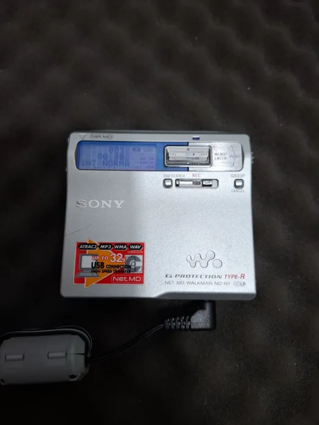 Sony Net MD Walkman MZ-N1