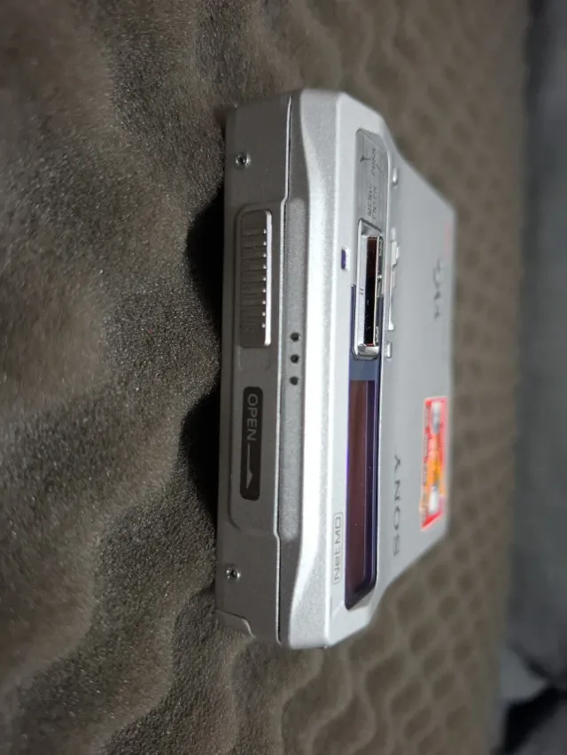 Sony Net MD Walkman MZ-N1
